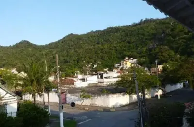 Casa à venda na Rua Tupinambás, São Francisco, Niterói