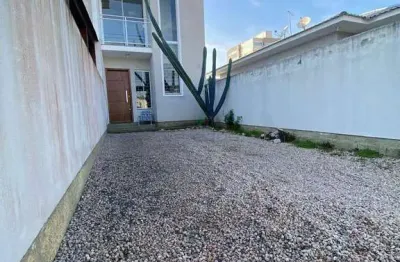 Casa com 3 quartos à venda na rua 111, 111, universitário, tijucas por r$ 400.000