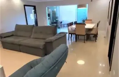 Apartamento à venda em praia grande, 3 suítes, guilhermina - r$580 mil