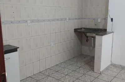 Kitnet para locação no bairro anhanguera – praia grande - r$ 1.000,00