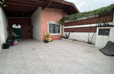 Casa à venda em praia grande – maracanã - r$560 mil