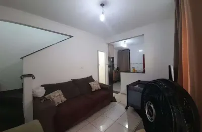 Casa em condomínio fechado com 2 quartos à venda na Vila Mirim, Praia Grande 