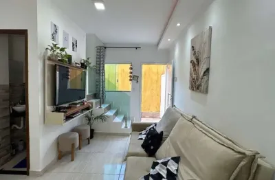 Casa em condomínio fechado com 2 quartos à venda no Balneário Maracanã, Praia Grande 