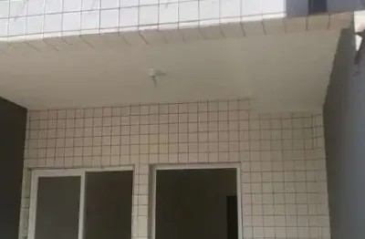 Casa geminada para locação no bairro tupi – praia grande - r$ 2.200,00