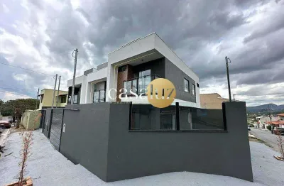 3 casas duplex localizadas no bairro são pedro /ibirité