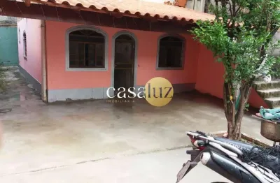 Casa de 2 pavimentos individuais localizada no bairro ouro negro/ ibirité