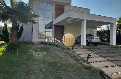 Casa de alto padrão localizada no serra dos bandeirantes/ mário campos