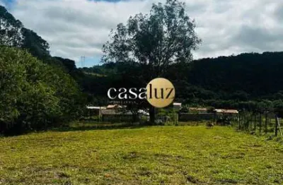 Terreno rural localizado no Chacreamento Medeiros /Itatiaiuçu