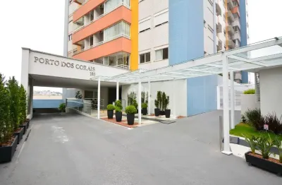 Apartamento semimobiliado com 3 quartos sendo 1 suíte e 1 vaga de garagem no centro florianópolis/sc