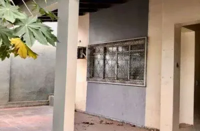 Casa comercial à venda na Avenida Dom Bosco, 11, Goiabeiras, Cuiabá