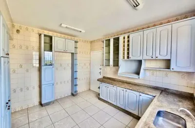 Venda apartamento otima localização, moveis planejados.