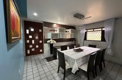 Casa com 3 quartos à venda na Avenida Maria Rosa, 5, Manaíra, João Pessoa