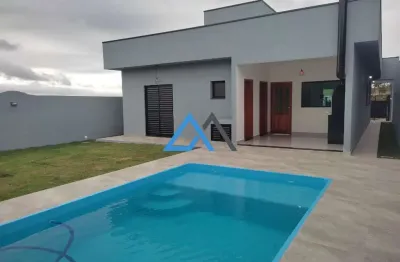 Serras de atibaia ii - casa térrea com piscina e 3 dormitórios em condomínio fechado em atibaia.