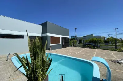 Casa 03 dormitórios com piscina à venda no bairro centro com 184 m² de área privativa
