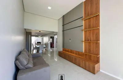 Casa 03 dormitórios à venda no bairro centro com 107 m² de área privativa - 2 vagas de garagem
