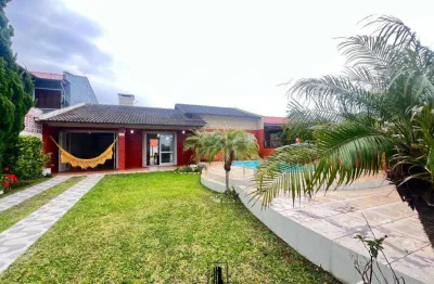 Casa 03 dormitórios com piscina à venda no bairro centro com 120 m² de área privativa