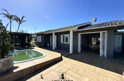 Casa 03 dormitórios com piscina à venda no bairro centro com 98 m² de área privativa