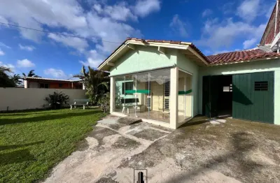 Casa 03 dormitórios à venda no bairro centro com 121 m² de área privativa - 2 vagas de garagem