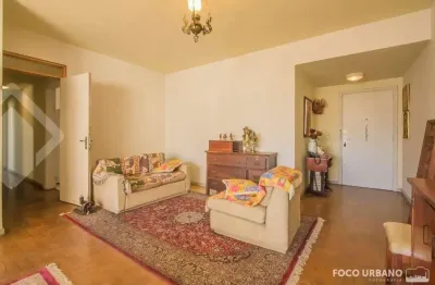 Apartamento com 3 quartos para alugar na Rua Duque de Caxias, 1488, Centro Histórico, Porto Alegre, 130 m2 por R$ 2.900