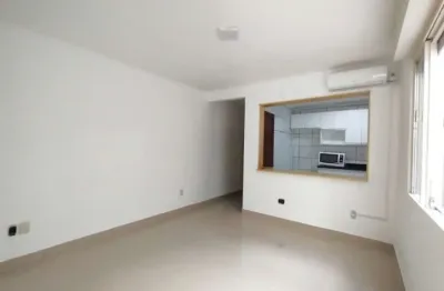 Apartamento com 2 quartos para alugar na Avenida Taquara, 299, Petrópolis, Porto Alegre, 75 m2 por R$ 3.500