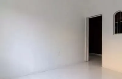 Apartamento com 3 quartos para alugar na Rua Santa Catarina, 218, Santa Maria Goretti, Porto Alegre, 100 m2 por R$ 1.800