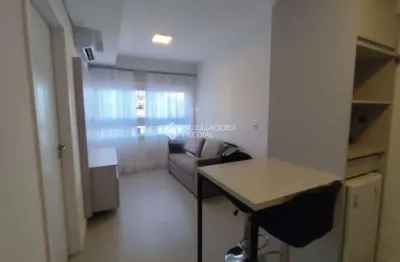 Apartamento com 1 quarto para alugar na avenida joão pessoa, 407, centro histórico, porto alegre, 30 m2 por r$ 3.200