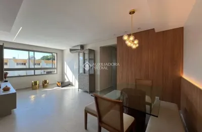 Apartamento com 3 quartos para alugar na rua major-polícia militar antônio pompílio da fonseca, 62, vila ipiranga, porto alegre, 83 m2 por r$ 7.700