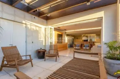 Cobertura com 6 quartos para alugar na rua tito lívio zambecari, 503, mont serrat, porto alegre, 600 m2 por r$ 28.000