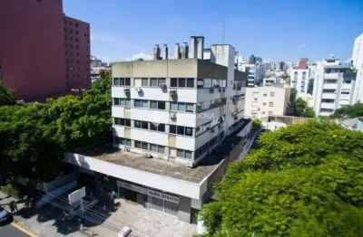 Sala comercial para alugar na Rua Vinte e Quatro de Outubro, 1557, Independência, Porto Alegre, 32 m2 por R$ 889