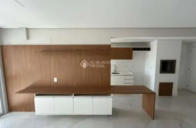 Apartamento com 3 quartos para alugar na Rua Roque Calage, 257, Passo da Areia, Porto Alegre, 83 m2 por R$ 4.500