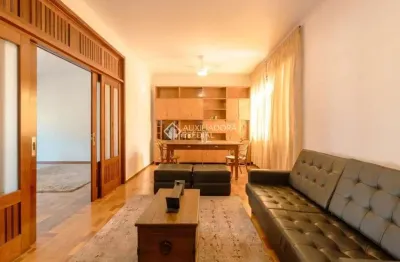 Casa em condomínio fechado com 4 quartos para alugar na avenida benno mentz, 529, vila ipiranga, porto alegre, 290 m2 por r$ 9.000