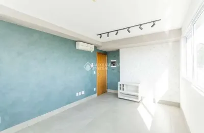 Cobertura com 1 quarto para alugar na rua silveiro, 344, menino deus, porto alegre, 74 m2 por r$ 3.600