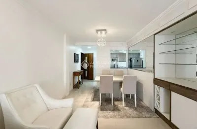 Apartamento com 2 quartos para alugar na rua anita garibaldi, 1144, mont serrat, porto alegre, 90 m2 por r$ 4.900