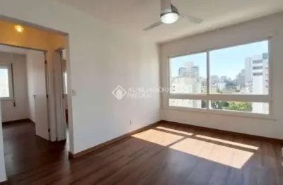 Apartamento com 2 quartos para alugar na rua doutor timóteo, 416, moinhos de vento, porto alegre, 62 m2 por r$ 2.800