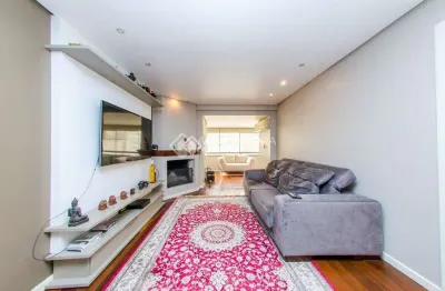 Apartamento com 2 quartos para alugar na rua engenheiro teixeira soares, 112, bela vista, porto alegre, 104 m2 por r$ 4.500