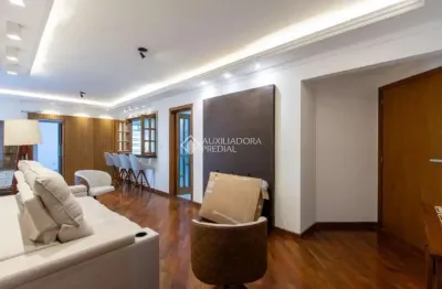 Apartamento com 3 quartos para alugar na rua furriel luiz antônio de vargas, 106, bela vista, porto alegre, 141 m2 por r$ 8.200