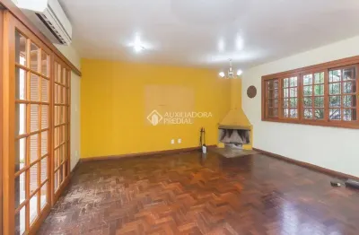 Casa em condomínio fechado com 3 quartos para alugar na rua irmão geraldo, 88, vila joão pessoa, porto alegre, 162 m2 por r$ 4.500