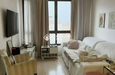 Apartamento com 2 quartos para alugar na rua jari, 735, passo da areia, porto alegre, 66 m2 por r$ 3.800