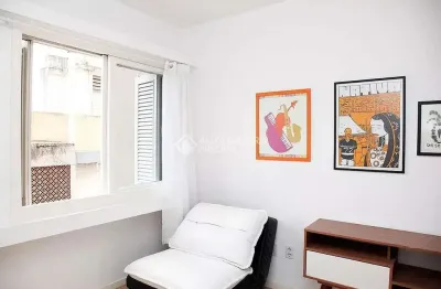 Apartamento com 1 quarto para alugar na rua duque de caxias, 1735, centro histórico, porto alegre, 30 m2 por r$ 1.900