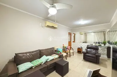 Apartamento com 2 quartos para alugar na avenida nilópolis, 250, petrópolis, porto alegre, 65 m2 por r$ 3.100