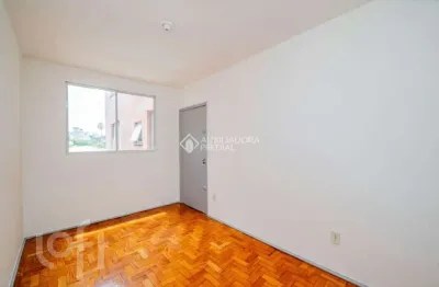 Apartamento com 2 quartos para alugar na rua josé do patrocínio, 720, cidade baixa, porto alegre, 58 m2 por r$ 2.800
