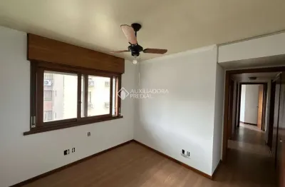 Apartamento com 3 quartos para alugar na rua pedro chaves barcelos, 375, mont serrat, porto alegre, 134 m2 por r$ 6.800