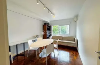 Casa em condomínio fechado com 2 quartos para alugar na Avenida Mariland, 1193, Auxiliadora, Porto Alegre, 250 m2 por R$ 12.000