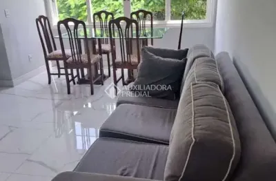 Apartamento com 3 quartos para alugar na Rua Bezerra de Menezes, 248, Passo da Areia, Porto Alegre, 97 m2 por R$ 4.270