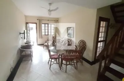 Casa em condomínio fechado com 3 quartos à venda no portinho, cabo frio  por r$ 700.000