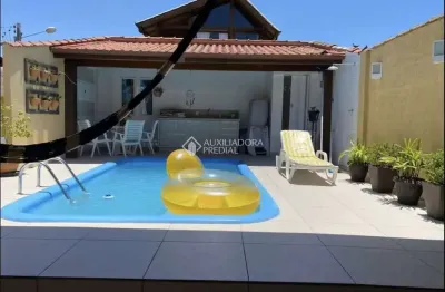 Casa com 3 quartos para alugar na margarida linhares, 42, barra da lagoa, florianópolis, 150 m2 por r$ 8.500