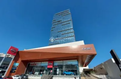 Sala comercial para alugar na rua general eurico gaspar dutra, 1475, estreito, florianópolis, 24 m2 por r$ 1.949