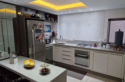 Apartamento com 2 quartos para alugar na rua presidente nereu ramos, 210, centro, florianópolis, 90 m2 por r$ 7.000