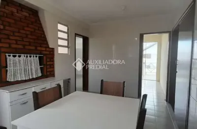Apartamento com 2 quartos para alugar na rua fermino hemenegildo dos santos, 302, carianos, florianópolis, 90 m2 por r$ 3.000