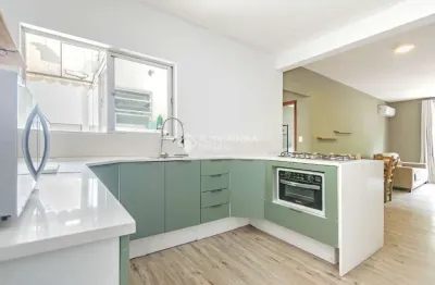 Apartamento com 3 quartos para alugar na rua joão pio duarte silva, 682, córrego grande, florianópolis, 100 m2 por r$ 4.000